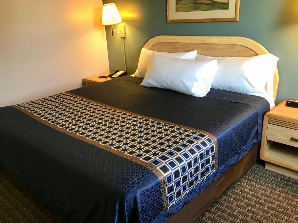 Travelodge By Wyndham Worland Eksteriør bilde