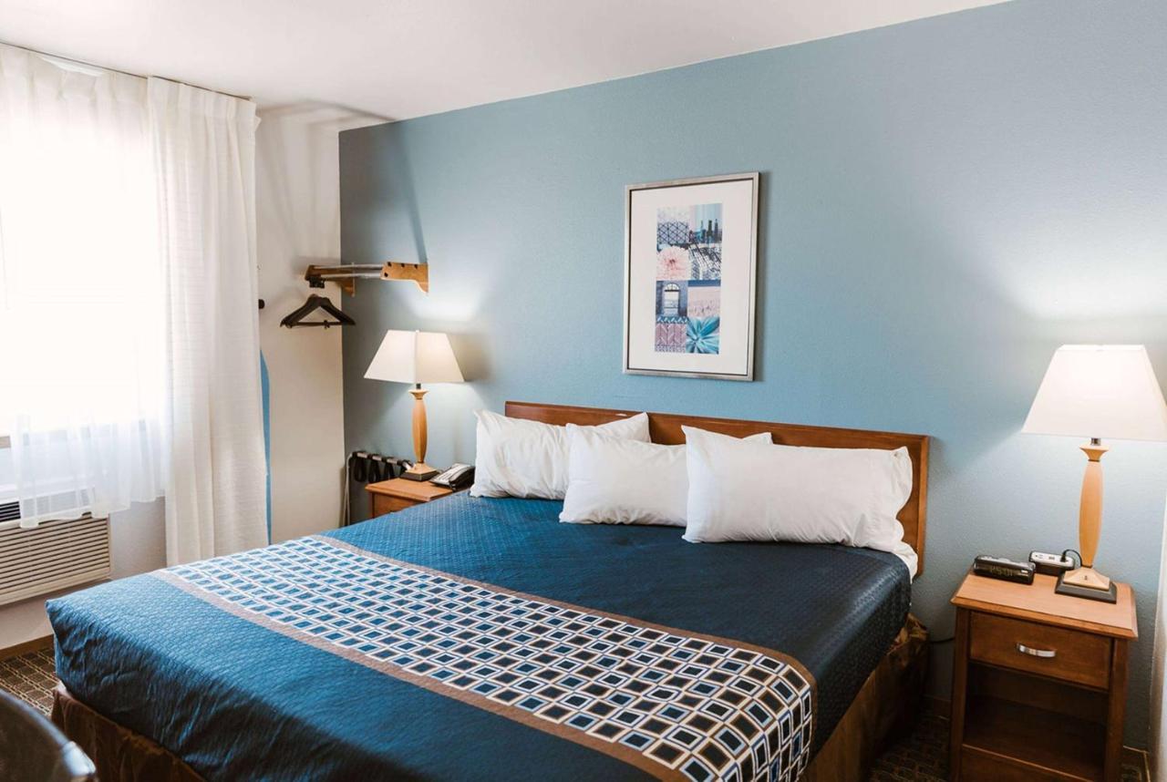 Travelodge By Wyndham Worland Eksteriør bilde